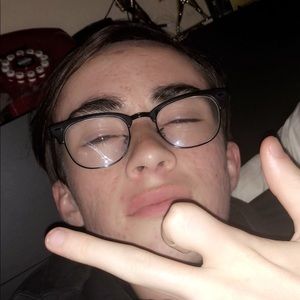 Meet your Posher, Ethan